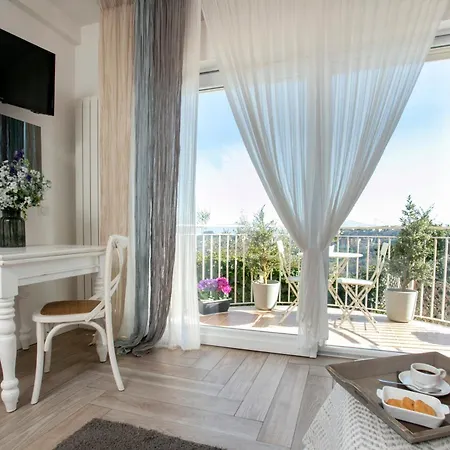 Residenza Il Punto 게스트하우스 3*